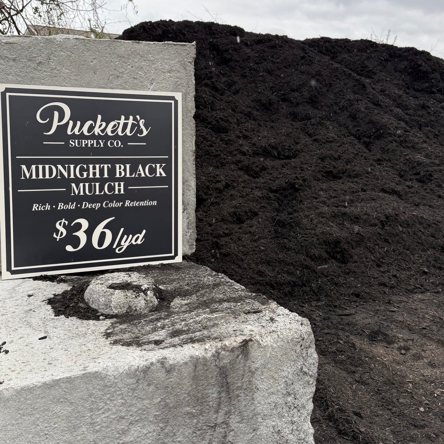 Midnight Black Mulch